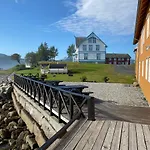 Sandtorgholmen Glamping Lüks kamp alanı Sandtorg