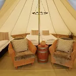 Sandtorgholmen Glamping Lüks kamp alanı *