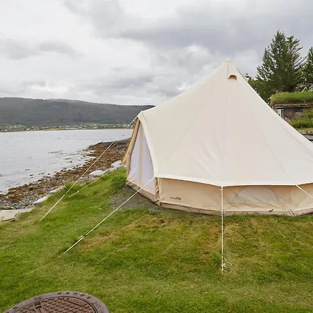 Luxury tent Sandtorgholmen Glamping Sandtorg